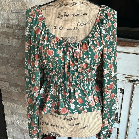 mine Tops - MINE hunter green floral smocked top cropped long sleeve tie at bust scoop back